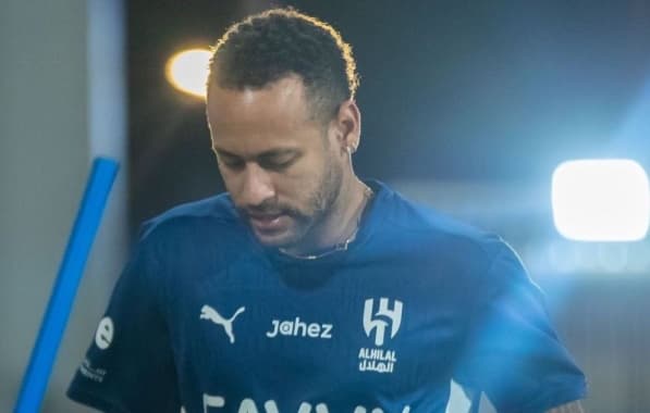 Al-Hilal compartilha evolução de Neymar, mas técnico pondera condição de jogo para retorno