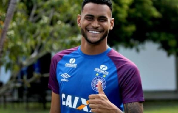 Coritiba acerta contratação de Júnior Brumado, ex-Bahia
