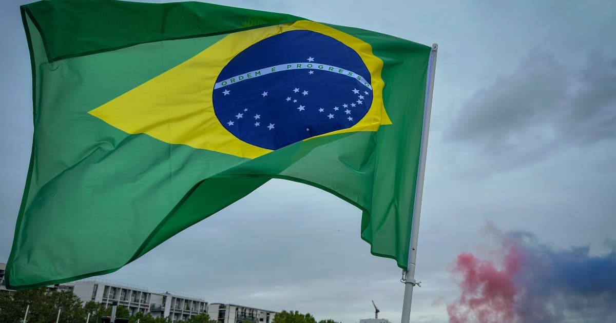 Bandeira do brasil na abertura das olimpíadas