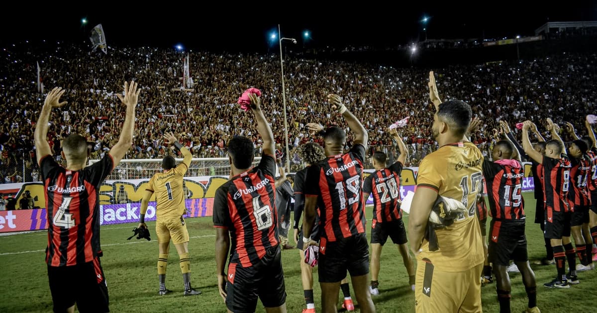 Caso repita campanha do 1º turno no Barradão, Vitória fica próximo de acesso à Série A; confira números