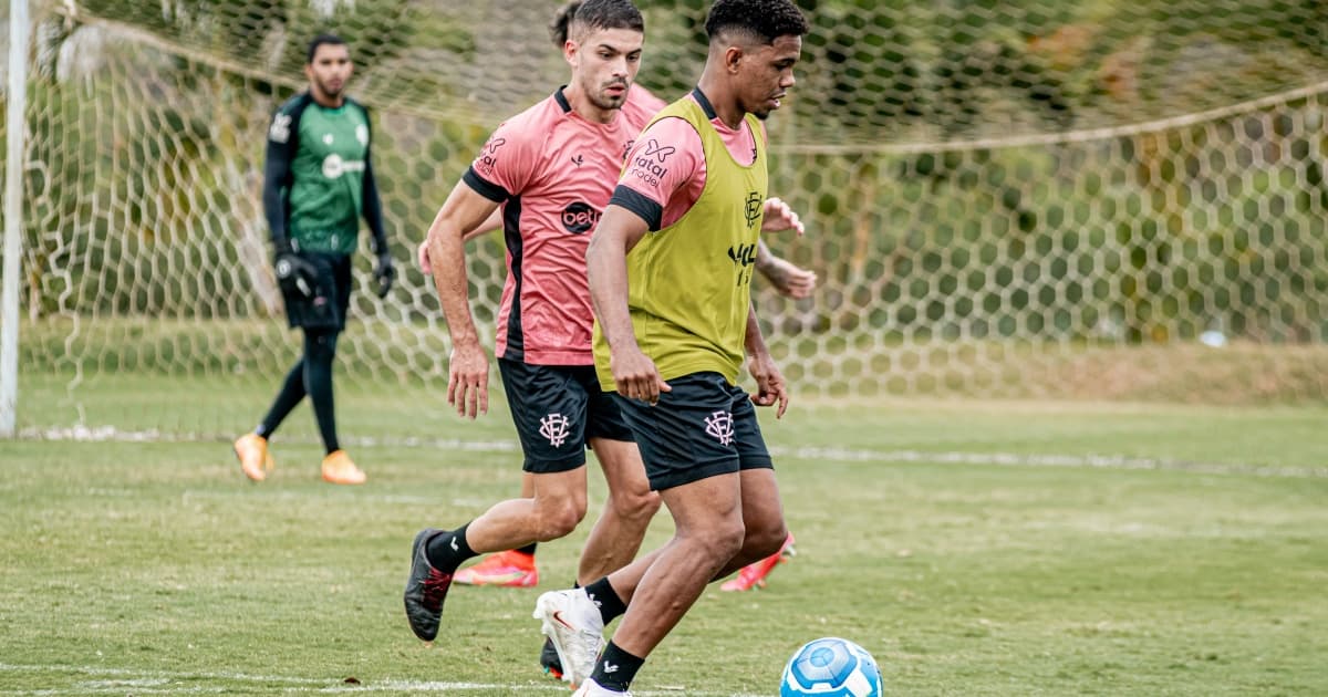 No CT do Goiás, Vitória finaliza preparação para o jogo contra o Atlético-GO; veja provável escalação