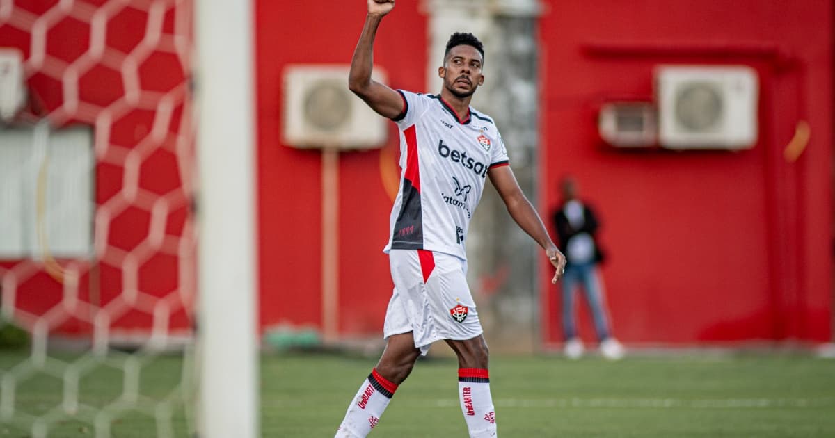 Em nova função no Vitória, Willian Oliveira alcança maior número de gols em uma temporada 