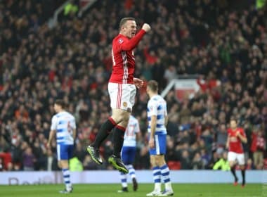 Rooney faz história, Manchester vence e se classifica na Copa da Inglaterra