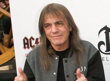 Família de Malcolm Young, do AC/DC, confirma sua demência