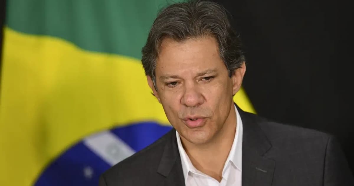 Lula aponta para queda da carga tributária e alto nível de subsídios em debate orçamentário, diz Haddad