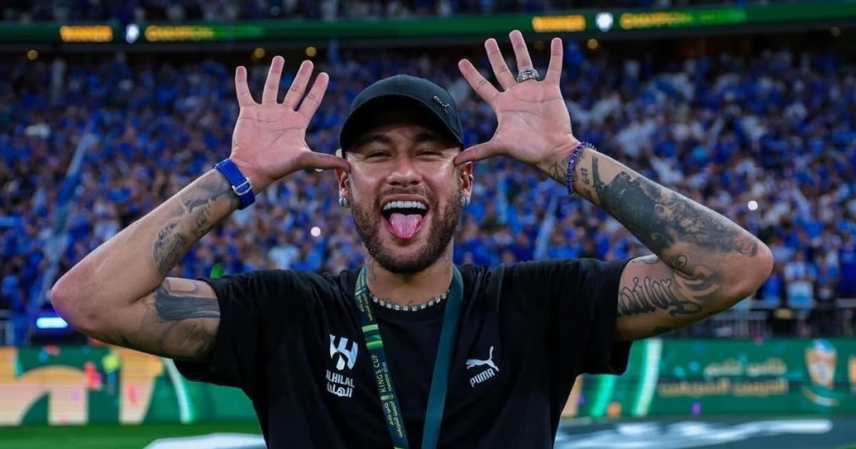 Neymar ganha mais de R$ 1,6 milhão no pôquer e ostenta bolada nas redes sociais