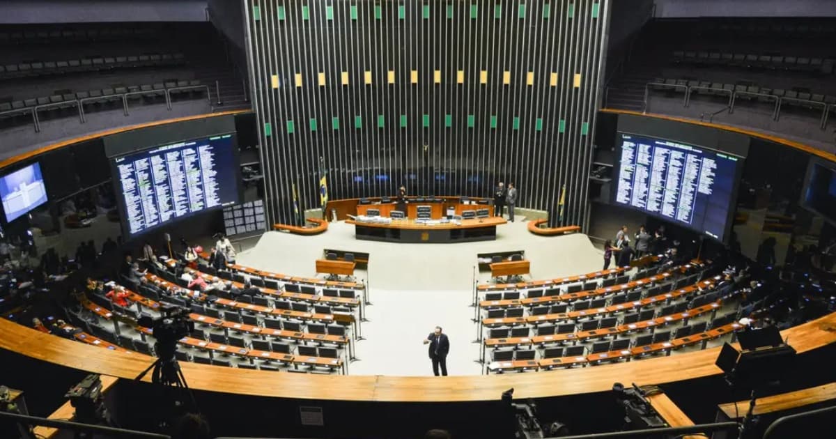 Comissão da Câmara descumpre promessa e encaminha R$ 4,2 bilhões sem transparência