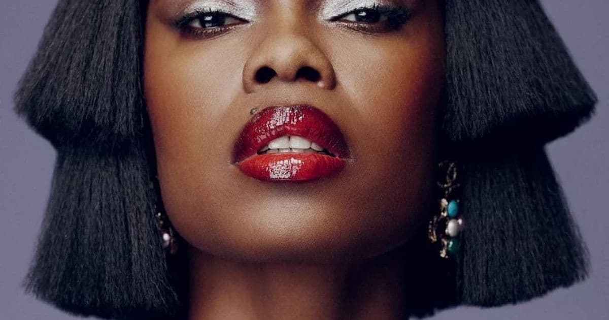 Cantora baiana, Xênia França estampa capa da revista Glamour