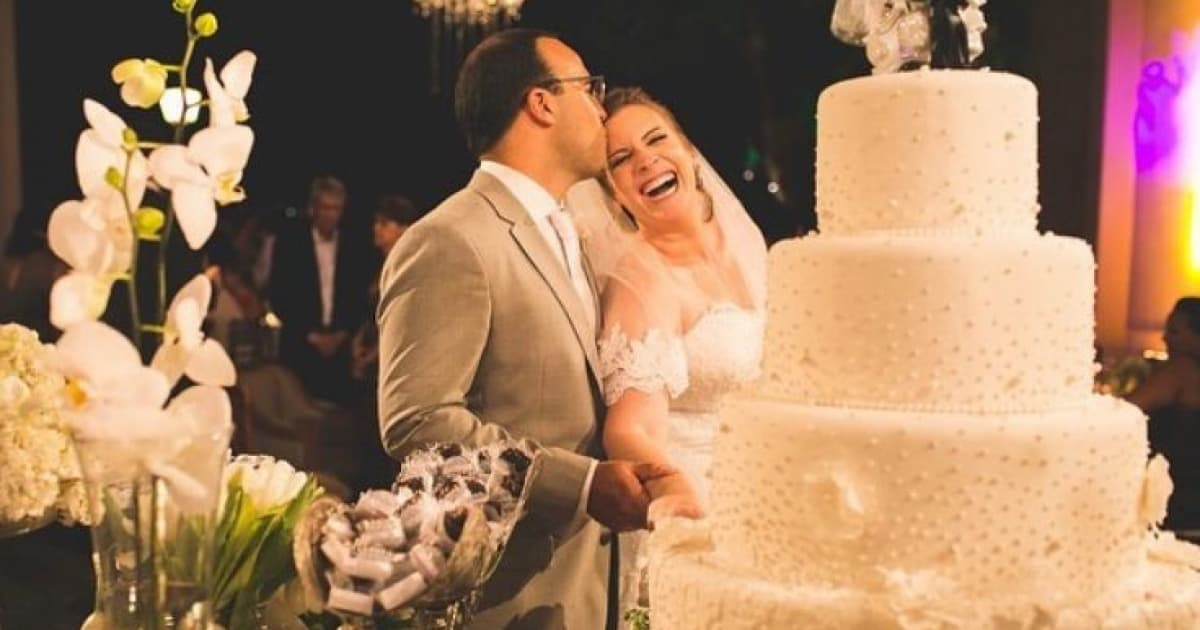 Bodas de Papoula: Marcela Oliva e Vico Barbosa celebram oito anos de casados