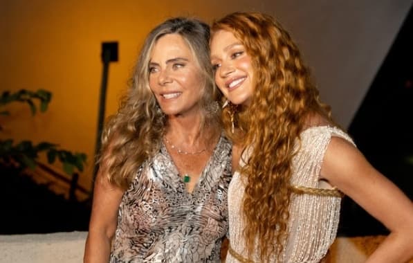 Marina Ruy Barbosa e Bruna Lombardi curtem show de Marisa Monte em Trancoso