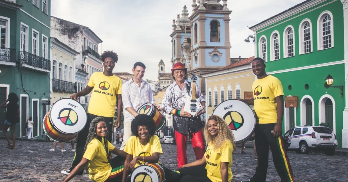 Tamar Cultural retorna com programação com Olodum e Armandinho em Praia do Forte