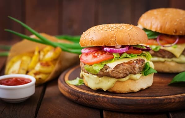 Burguer Week oferece ofertas em hambúrgueres gourmets no Shopping da Bahia; confira