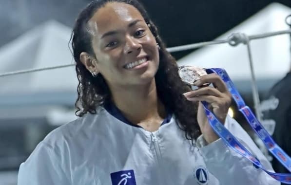 Atleta do Yacht Clube da Bahia, Celine Bispo conquista medalha de ouro no Troféu Brasil de Natação