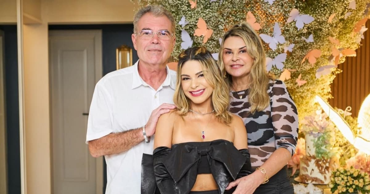 Júnia Penna celebra aniversário com festa em sua residência; confira cliques 