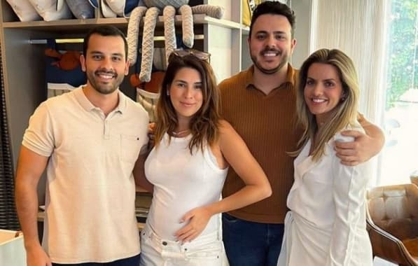 Ao lado de Nathália Velame, Fernanda Paes Leme visita lojas de decoração em Salvador