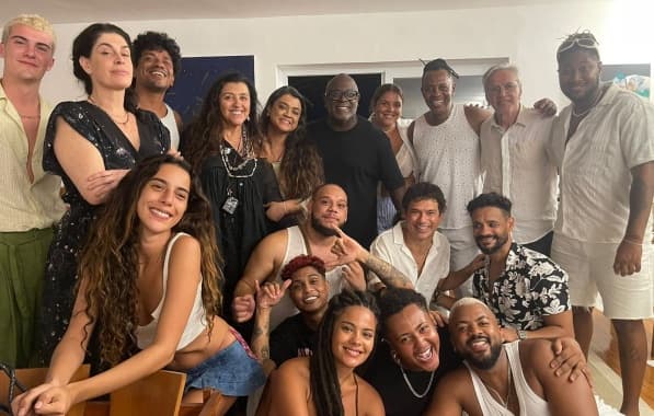 Artistas se reúnem na casa de Caetano Veloso para noite musical; veja fotos