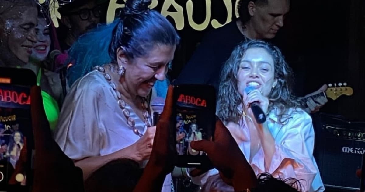 De volta a Salvador, Sophie Charlotte aproveita noite no Santo Antônio Além do Carmo com Regina Casé 
