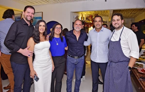 Fira Restaurante celebra primeiro aniversário com jantar para convidados; veja quem esteve