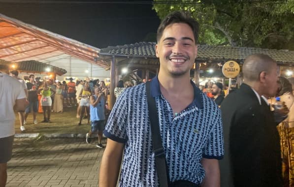 Danilo Mesquita prestigia o Festival de Verão e conta que alterou agenda para passar mais tempo em Salvador: “Aqui é o meu lugar na terra”