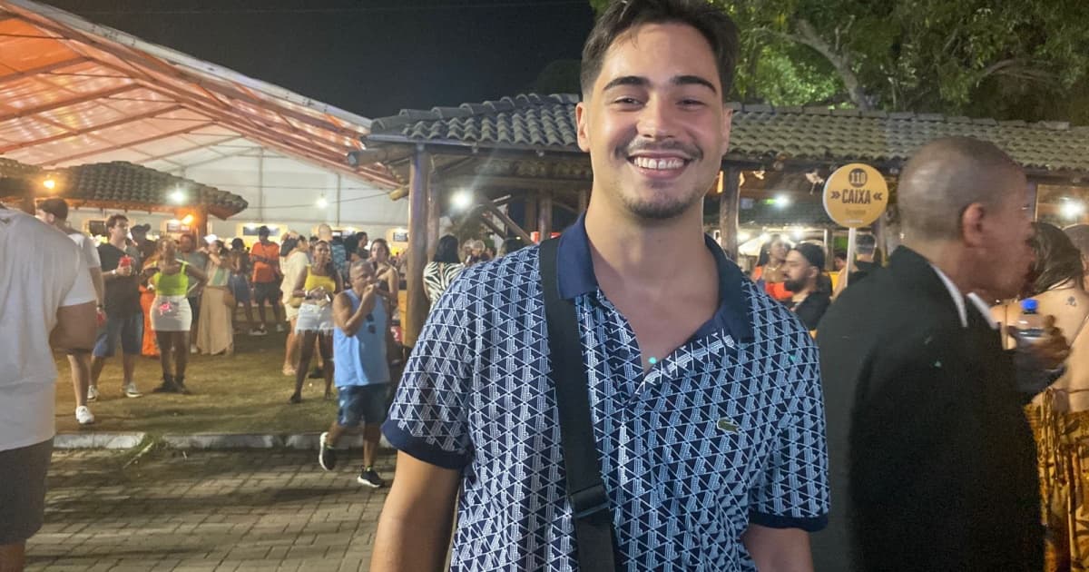 Danilo Mesquita prestigia o Festival de Verão e conta que alterou agenda para passar mais tempo em Salvador: “Aqui é o meu lugar na terra”