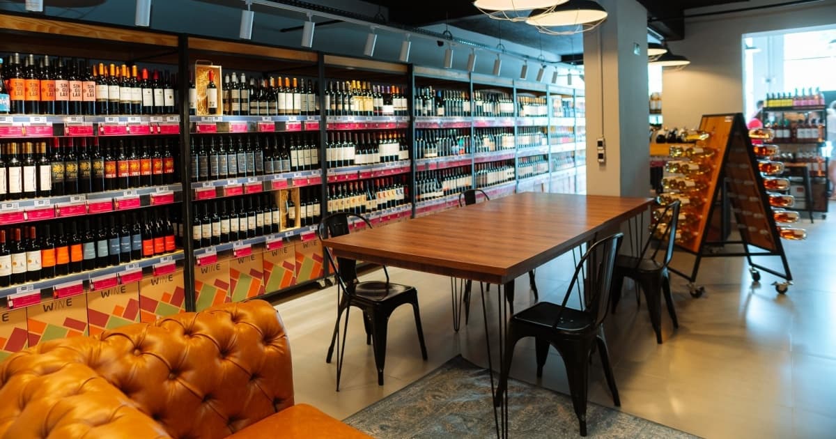 Maior clube de assinatura de vinhos do mundo inaugura loja em Salvador