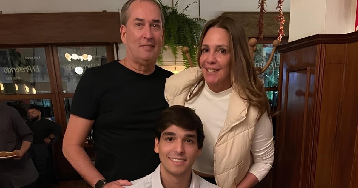 Alessandra Mattos celebra aniversário do filho em Buenos Aires