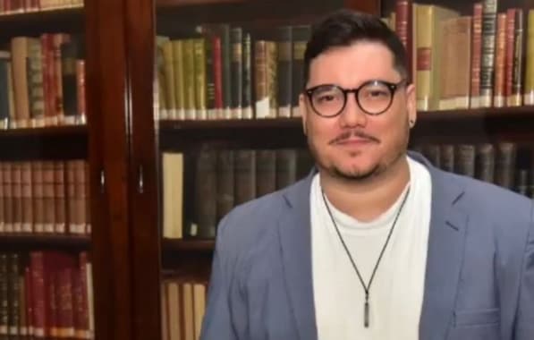 Edgard Abbehusen conta sobre lançamento de livros infantis: “Fiquei muito contente com o resultado”