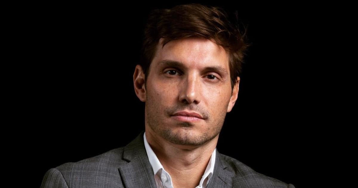 Ator Alexandre Machafer desembarca em Salvador para pré-estreia do filme “Jorge da Capadócia” 