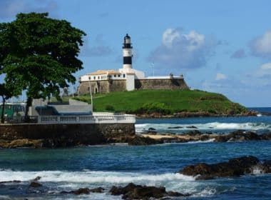 Mães de jovens com Síndrome de Down realizam 'encontrão' no Farol da Barra