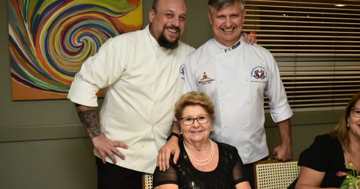 Comemorando 60 anos, Bella Napoli realiza jantar especial; veja quem passou por lá