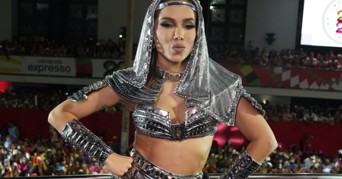 Anitta confirma férias "mais longas" em 2023 e fala sobre Oh Polêmico: "Um gatinho" 