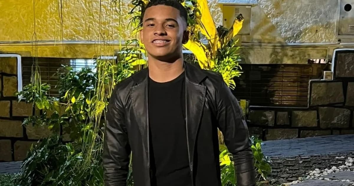 Kaiky Mello, cantor revelado no programa Raul Gil 