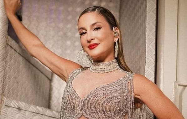 Claudia Leitte revela que sexo melhorou após os 40 anos 