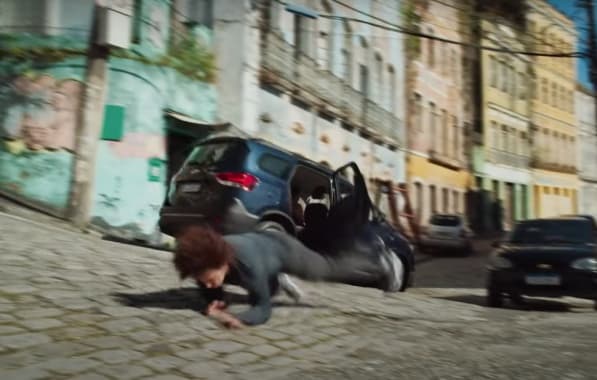 Trailer de novo filme de Manu Gavassi e Rafael Infante mostra assalto no Centro Histórico de Salvador; assista