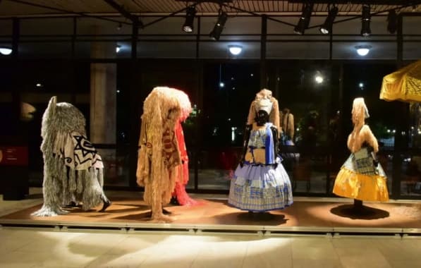 Exposição gratuita homenageia os 35 anos do Balé Folclórico da Bahia