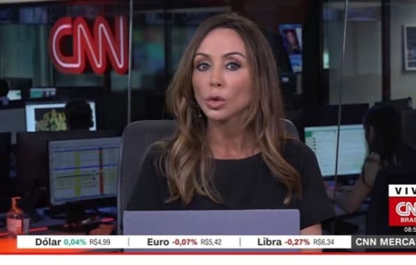 Elaine Bast deixa CNN Brasil cinco meses após entrar na emissora