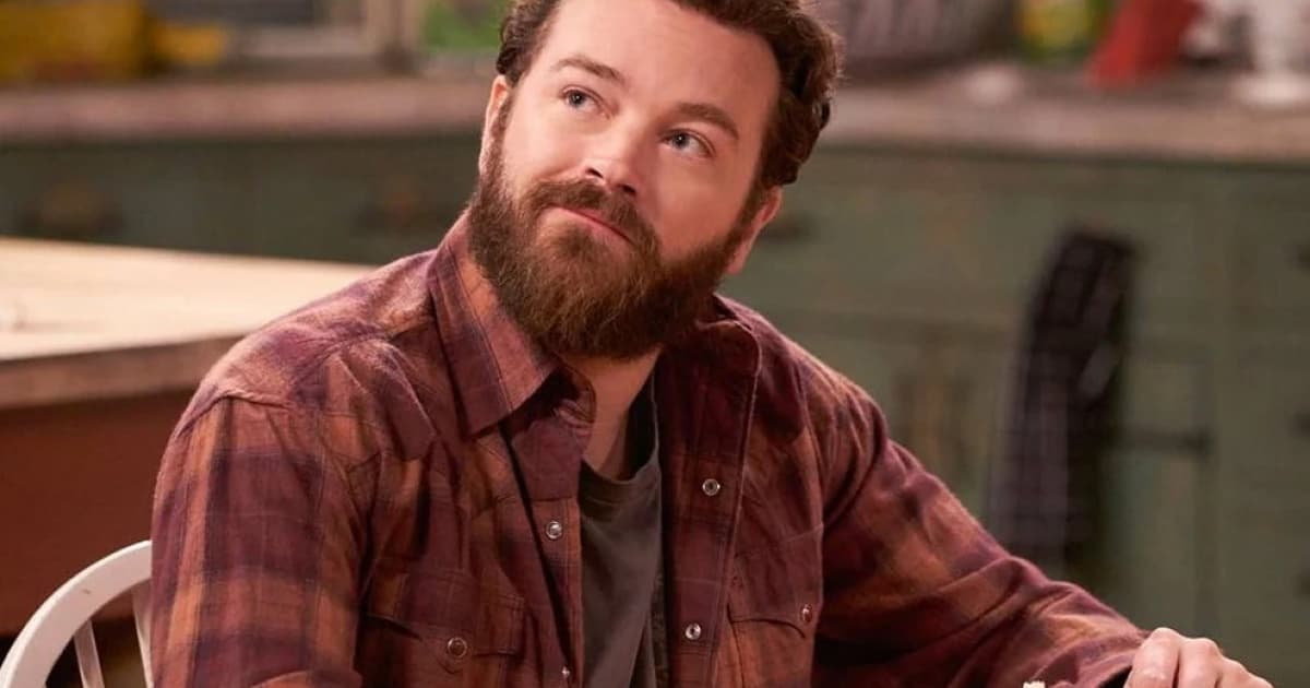 Ator Danny Masterson é condenado a 30 anos de prisão por estupros