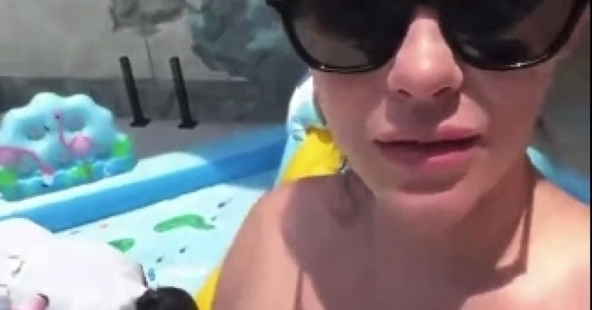Bárbara Evans publica vídeo de funcionária inflando uma piscina com a boca e recebe críticas nas redes sociais