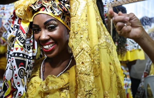 “Presente ancestral”, comemora Deusa do Ébano no desfile de 50 anos do Ilê Aiyê