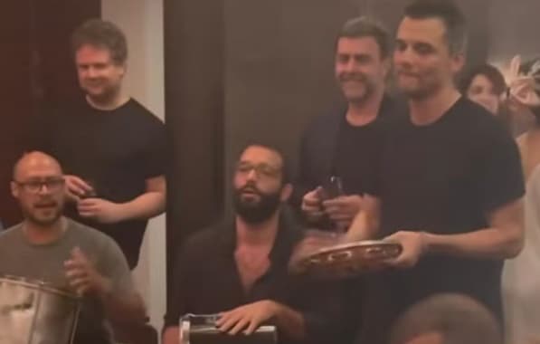 VÍDEO: Wagner Moura curte samba com Humberto Carrão e Selton Melo no Rio de Janeiro