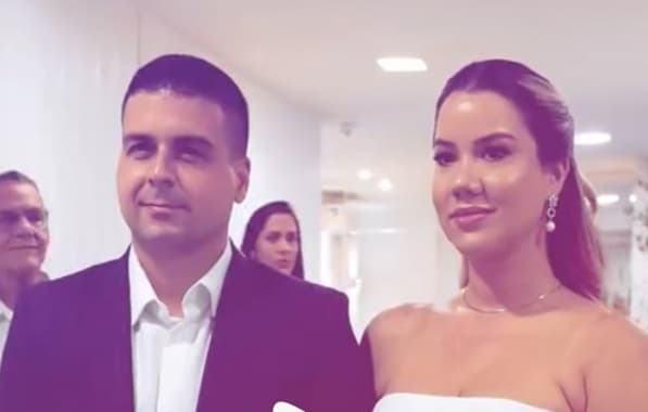 VÍDEO: Marcelo Castro e Dani Mazzei se casam no civil
