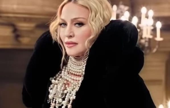 VÍDEO: Madonna chega ao Brasil para show histórico na Praia de Copacabana
