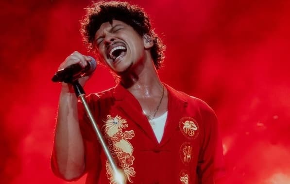 Bruno Mars anuncia shows extras no Brasil; artista tem 14 apresentações confirmadas no país