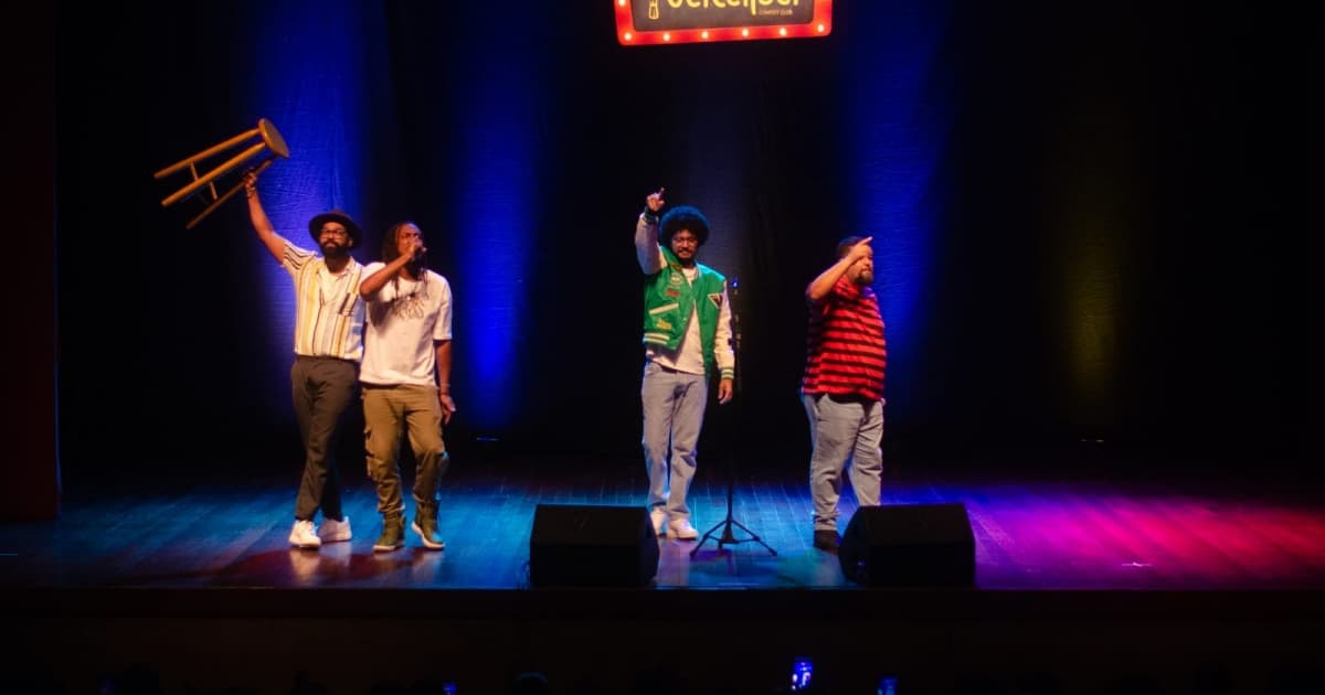 Vatapá Comedy Club no palco