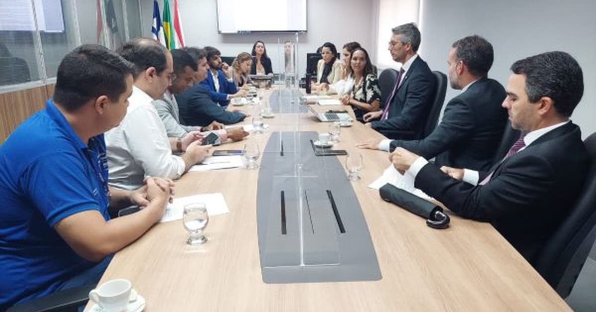 Em reunião, MPT-BA debate modelo de cadastro para ambulantes no carnaval de Salvador