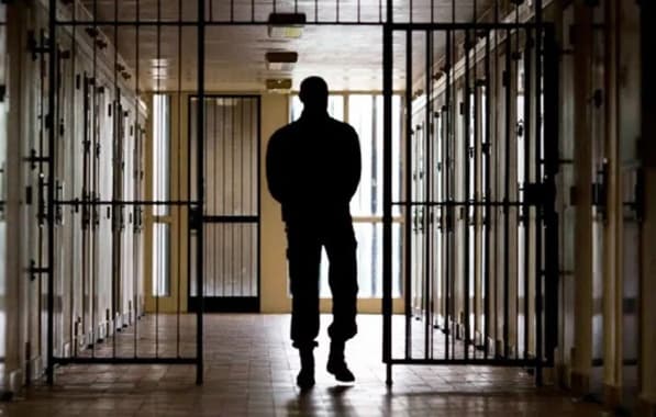 STJ fixa tese de que análise de comportamento para concessão de liberdade condicional deve considerar todo o histórico prisional