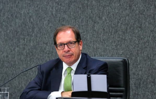 Salomão presidirá comissão no Senado para atualização do Código Civil