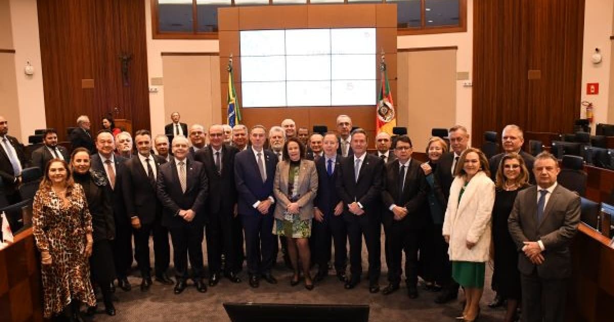 Castelo Branco participa de encontro dos presidentes dos Tribunais de Justiça do Brasil no sul 