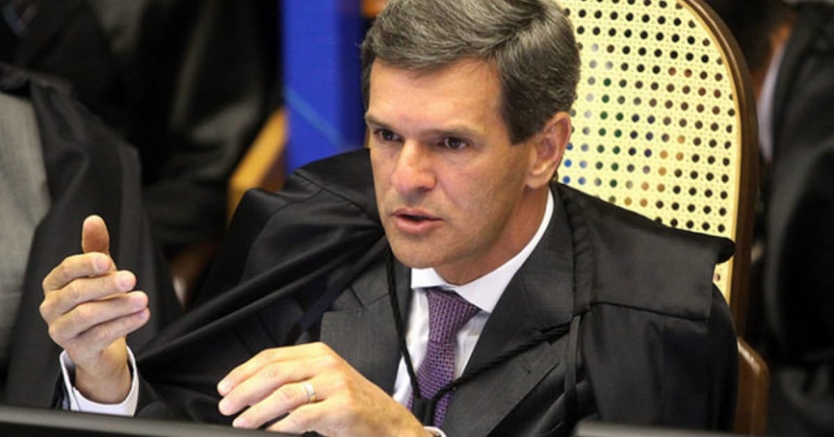 STJ entende que advogado tem legitimidade para questionar honorários e tentar revertê-los em seu favor