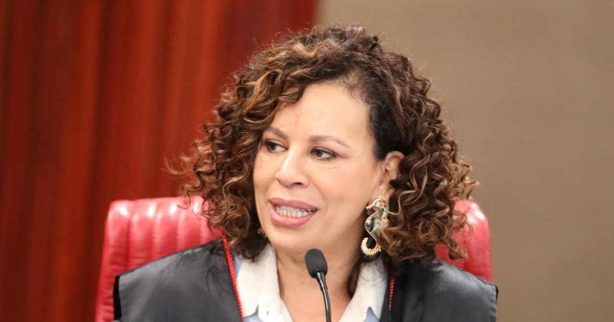 Primeira ministra negra do TSE, Edilene Lôbo estreia no tribunal: “Esse lugar não é só meu”